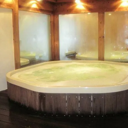 Luxueus Kamperen Chalet Manhay